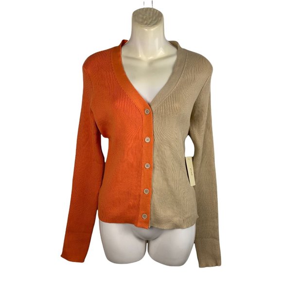 Peach Tops - Peach women's two tones v-neckline long sleeves button down top size XL New